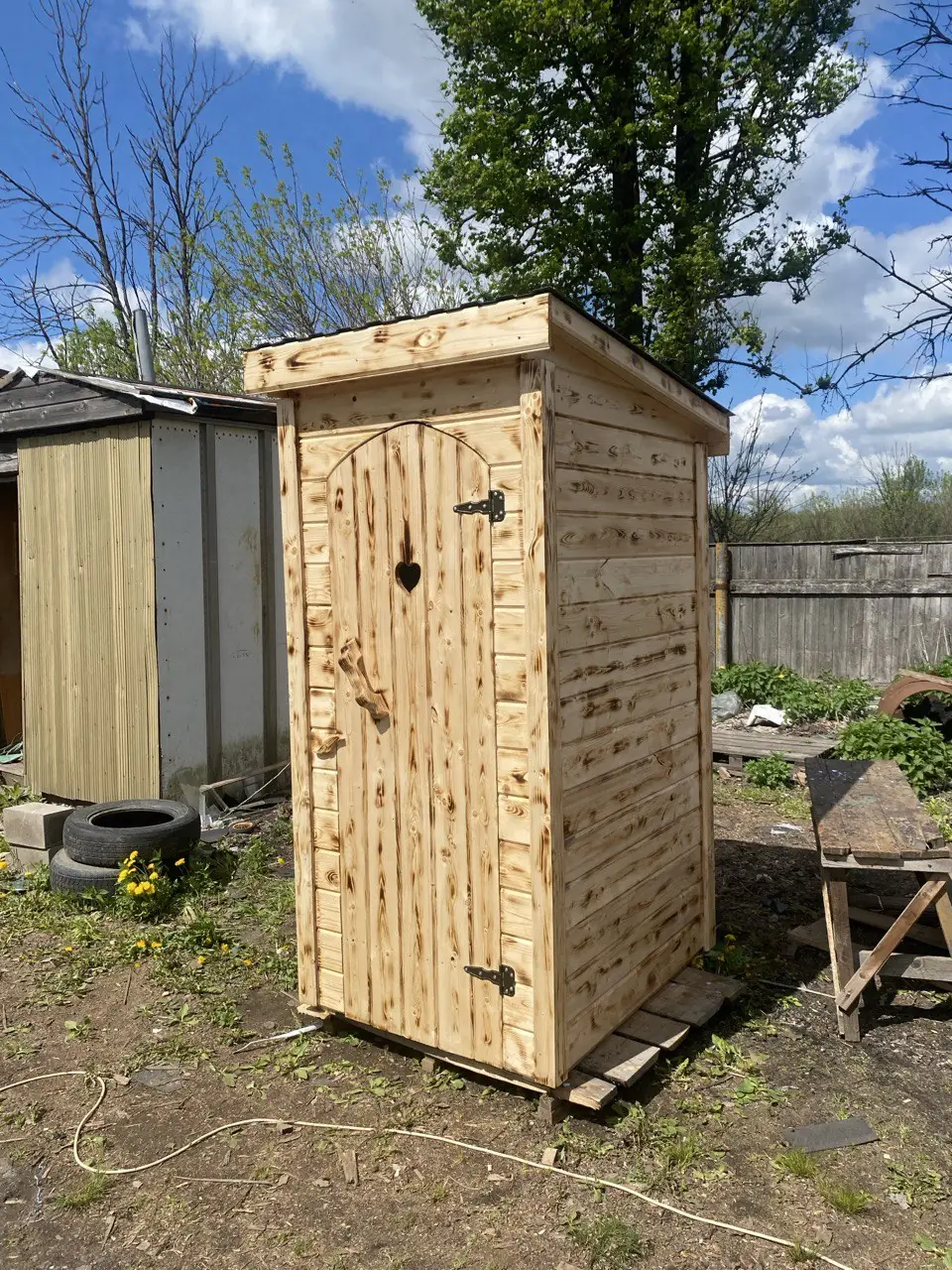 Душевые и туалеты